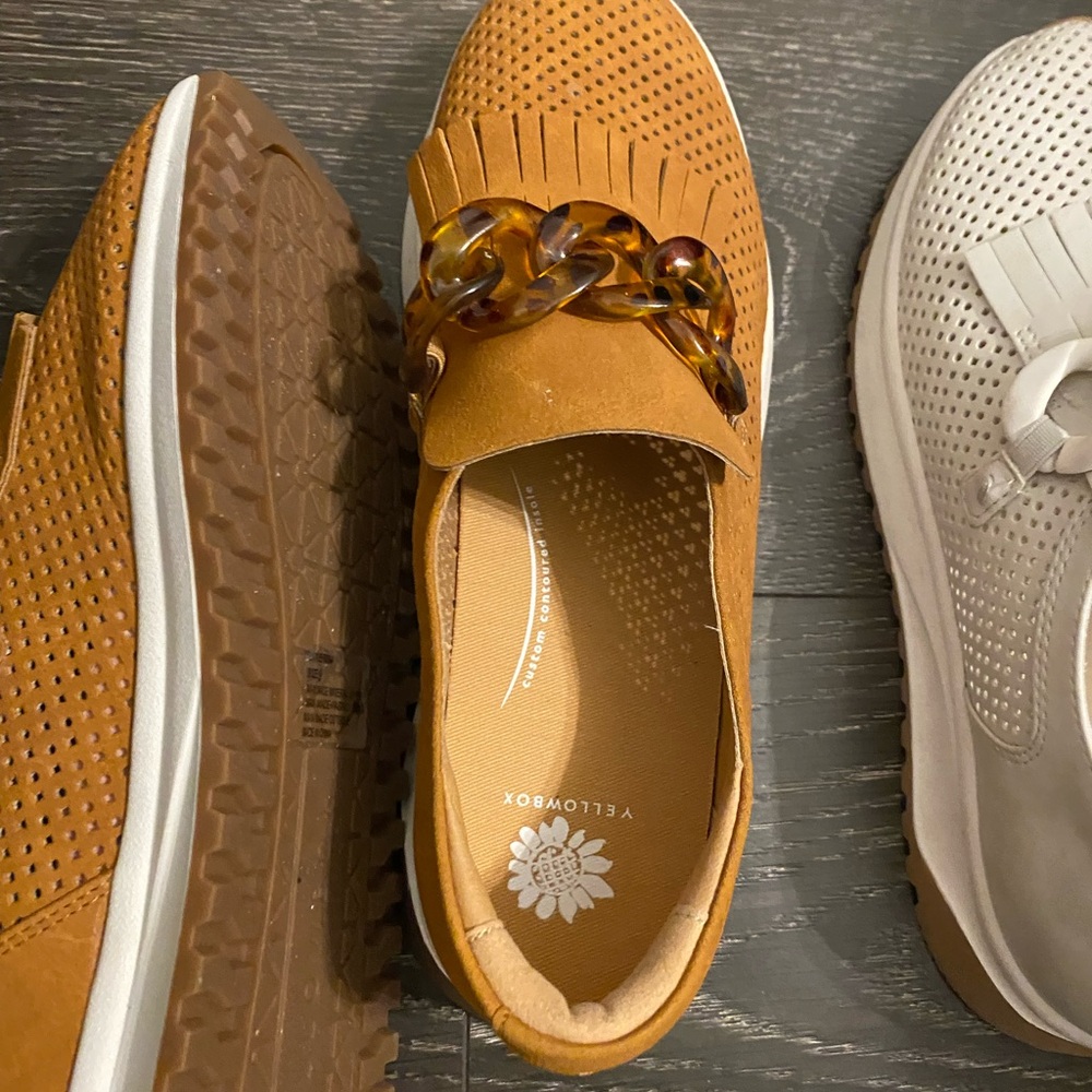 Loafers - Yellow Box